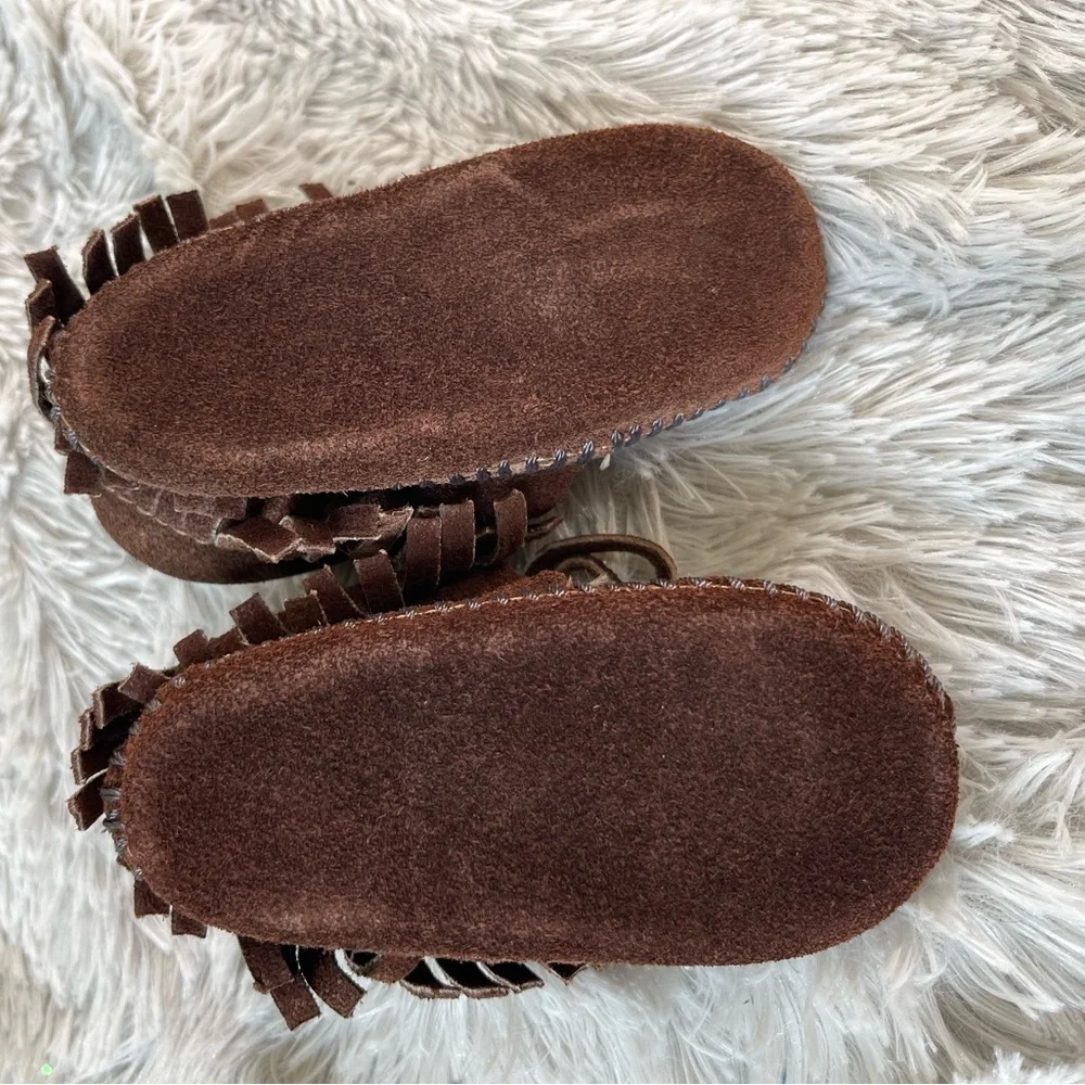 Vintage Brown Minnetonka Baby Classic Fringe Softsole Bootie